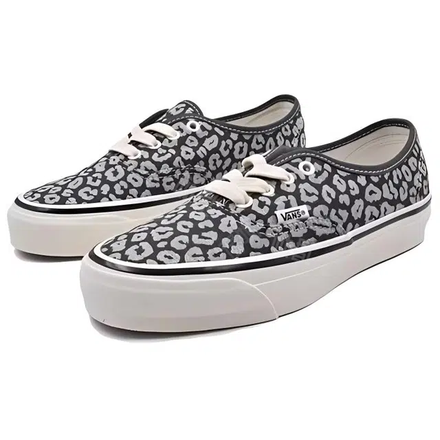 Vans MTE Authentic Reissue 44