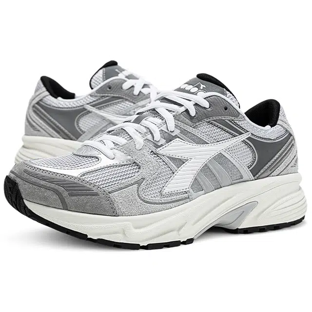 diadora MYTHOS STAR
