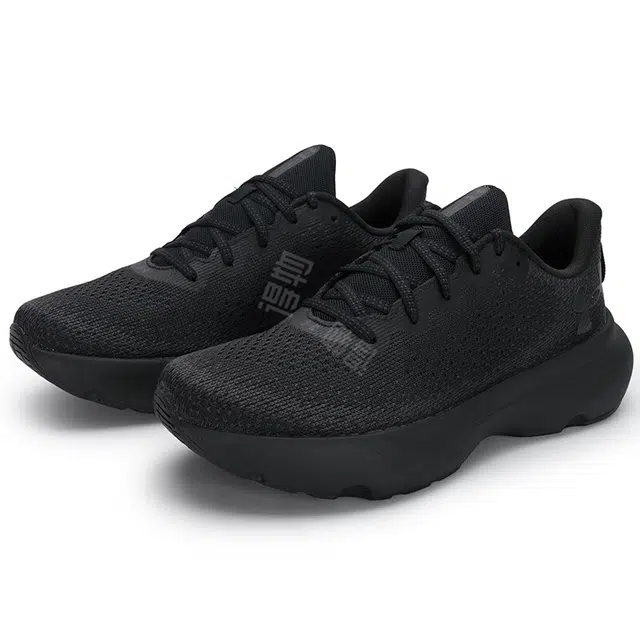 Under Armour Infinite 1