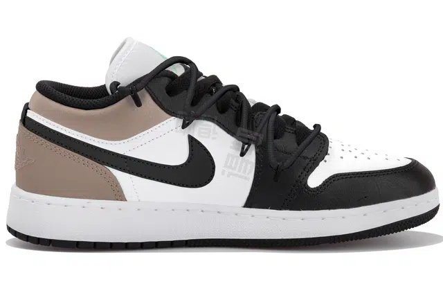 Jordan Air Jordan 1 OKHR