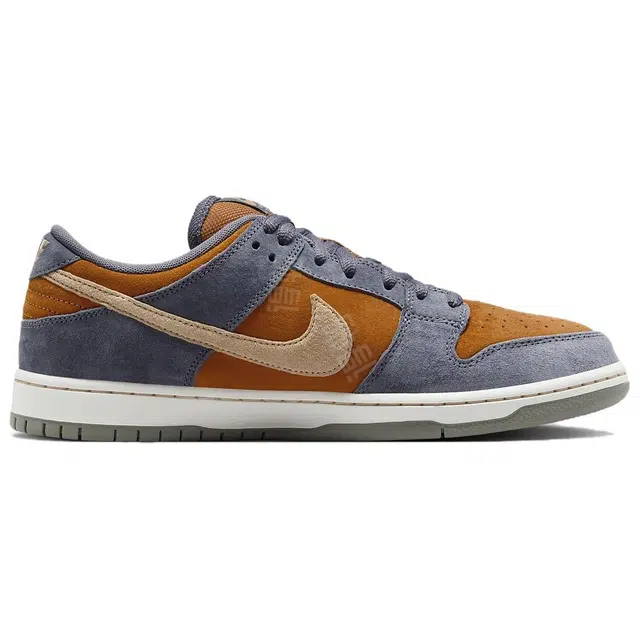 Nike SB Dunk Low Light Carbon