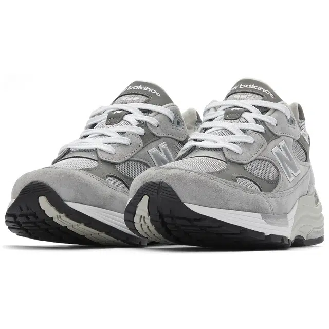 New Balance NB 992