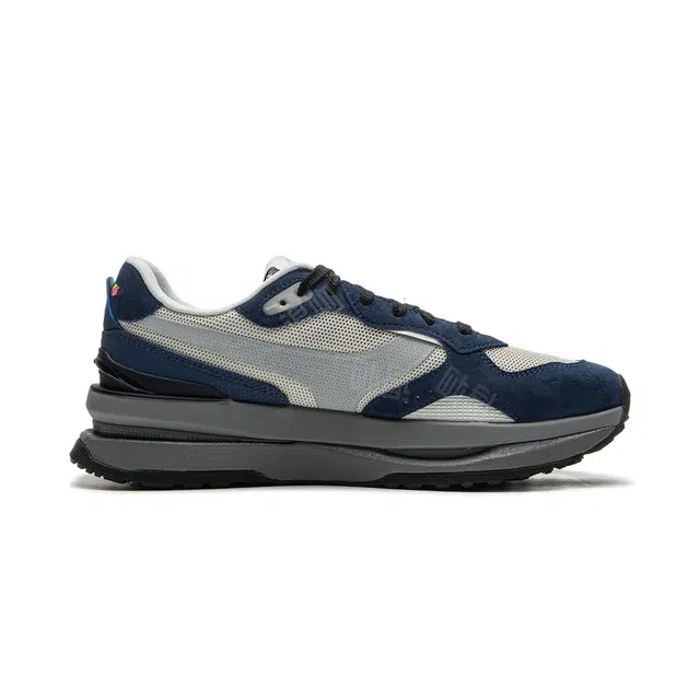 LiNing M1000