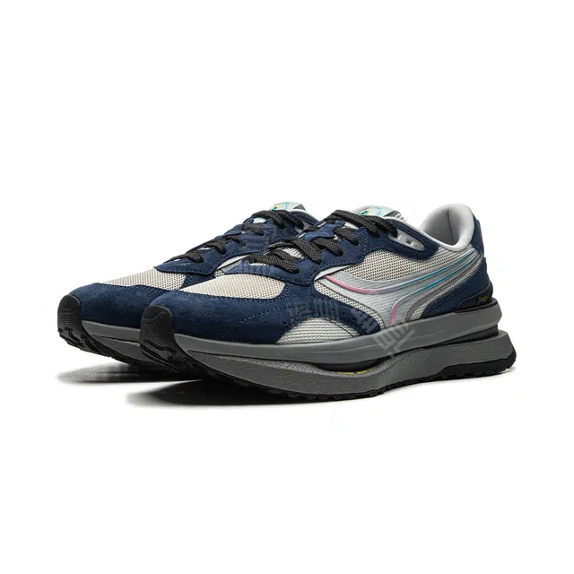 LiNing M1000