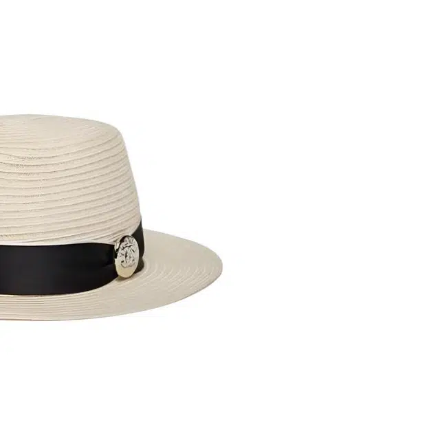 CHANEL -