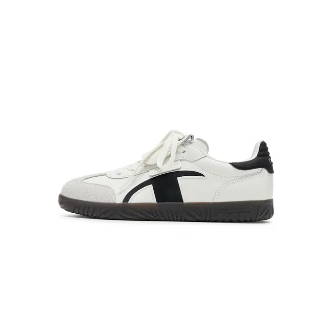 Champion Essentials Champ T-trainer T Logo