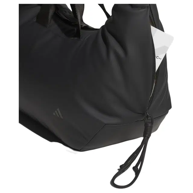 adidas 23.9L