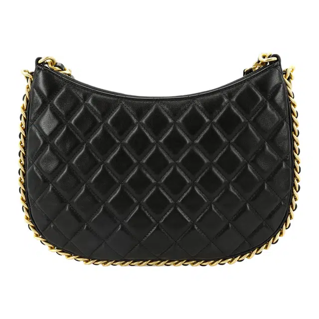 CHANEL 23B Hobo