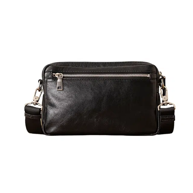 后步 小众设计通勤轻便骑行 牛皮 单肩包 中号 男女同款情侣款 黑色