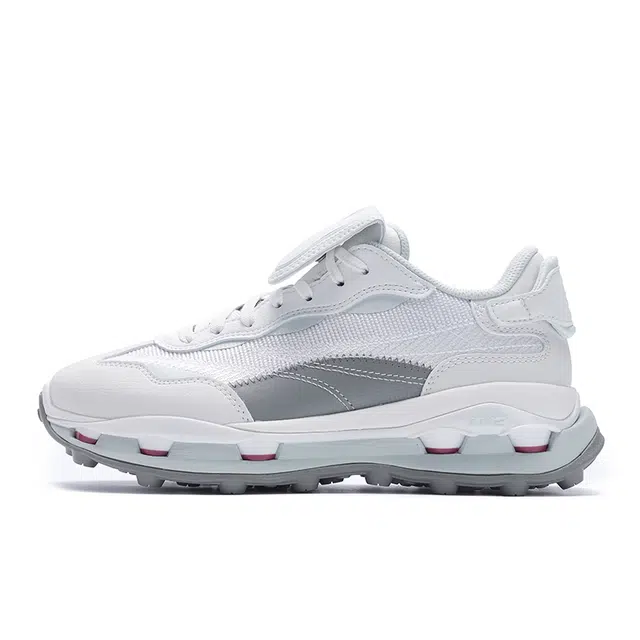 FILA KM2 2