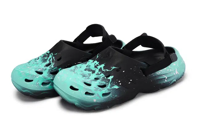 adidas MAXXCLOG 811