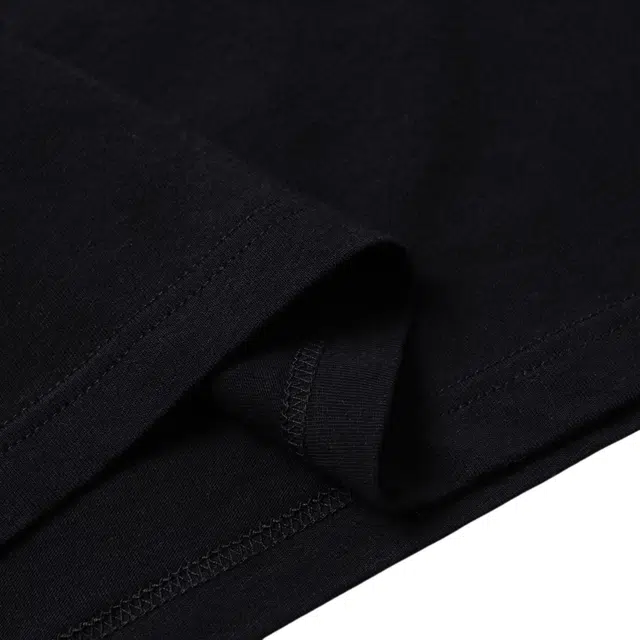 Alexander McQueen T