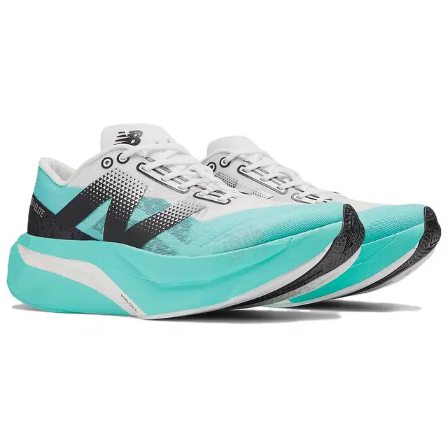 New Balance FuelCell Supercomp Elite v4