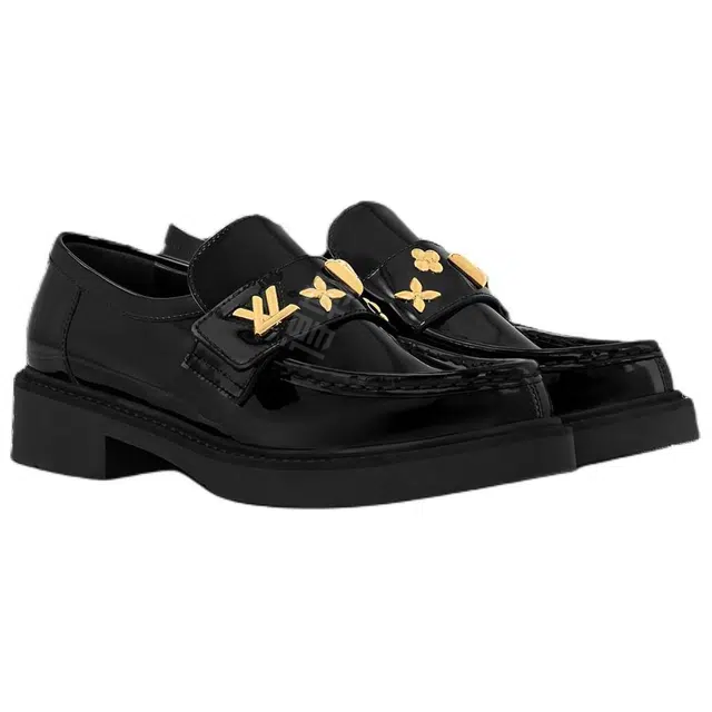 LOUIS VUITTON LV Academy