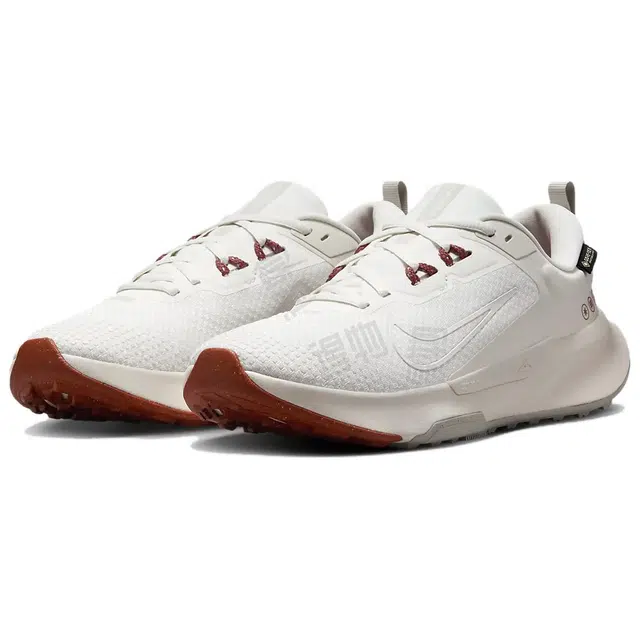 Nike Juniper Trail 2