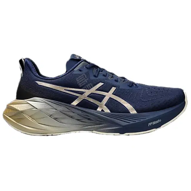 Asics Novablast 4 PLATINUM