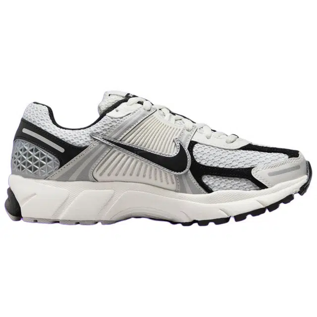 Nike Air Zoom Vomero 5