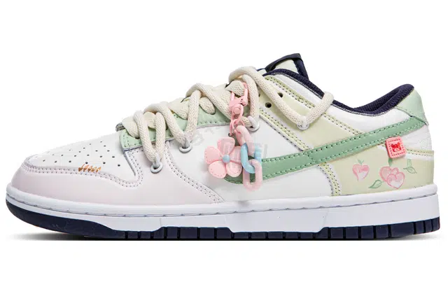 Nike Dunk low QXK GS