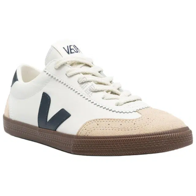 VEJA Volley Low White