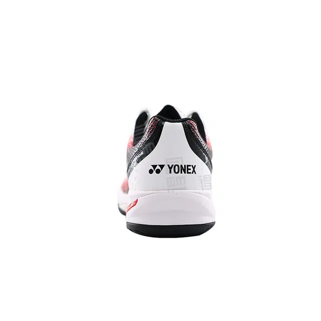 YONEX