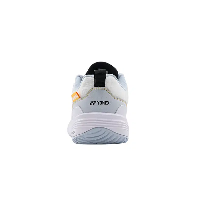 YONEX