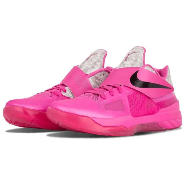 Nike KD 4 Retro "Aunt Pearl"