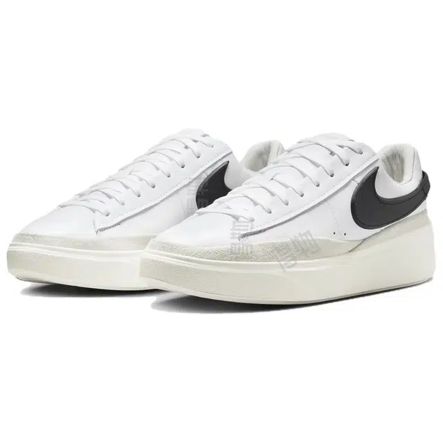 Nike Blazer Low White Black
