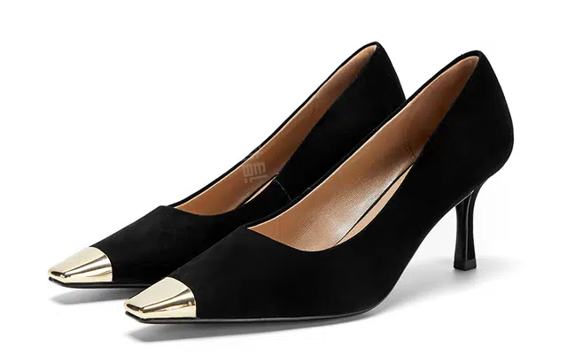 NINE WEST