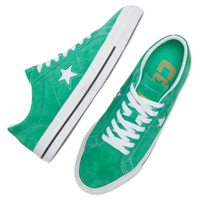 Converse One Star Pro