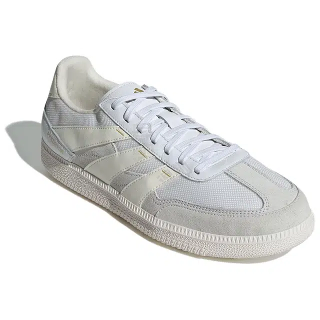 adidas PREDATOR FREESTYLE