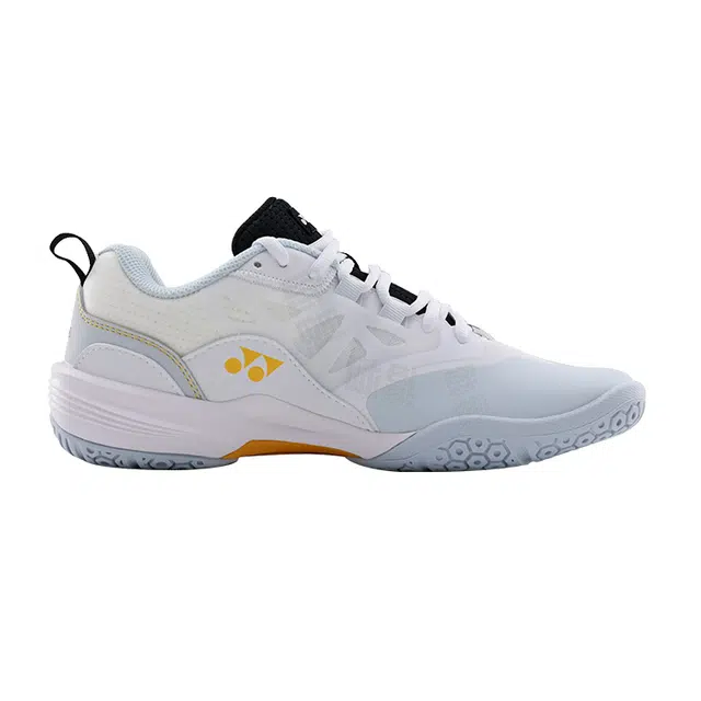 YONEX