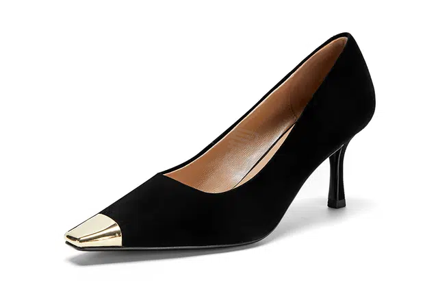 NINE WEST