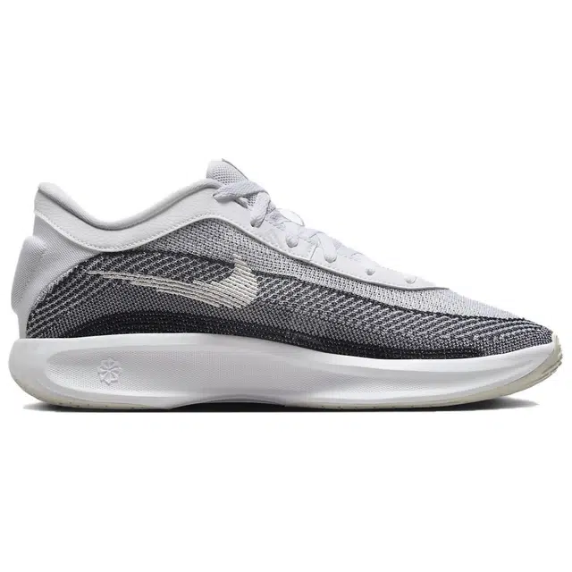 Nike G.T. Hustle EP