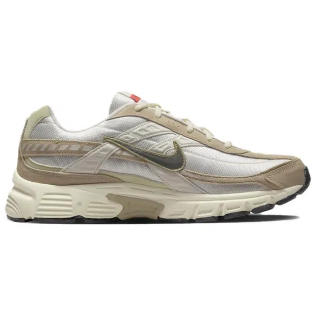 Nike Initiator