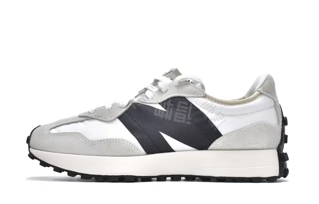 New Balance NB 327 FZBB