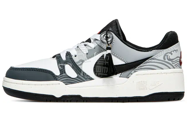 Nike Full Force QXK