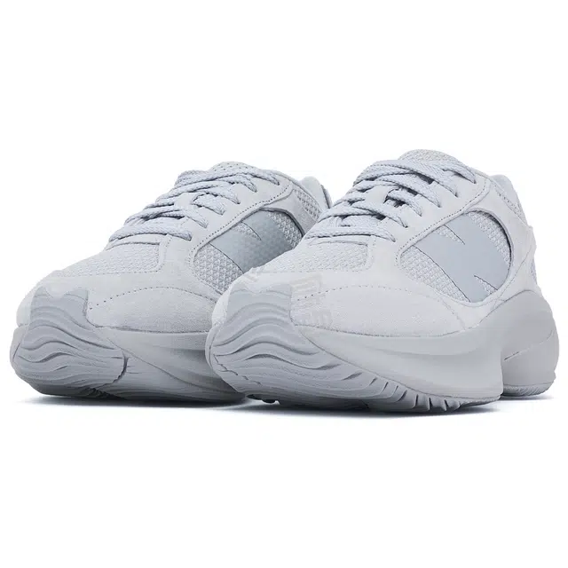 New Balance Warped Runner