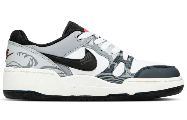 Nike Full Force QXK