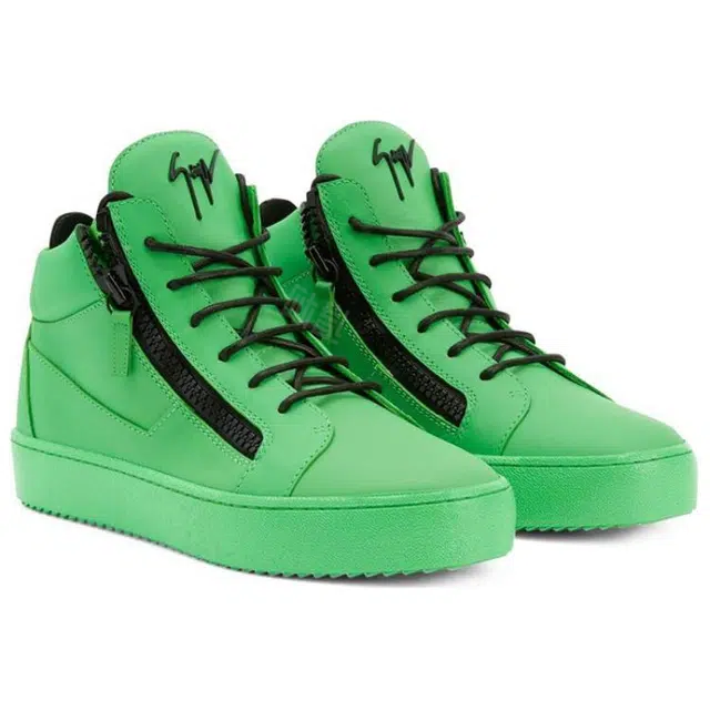 giuseppe zanottiGZ Kriss