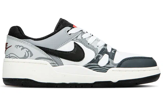 Nike Full Force QXK