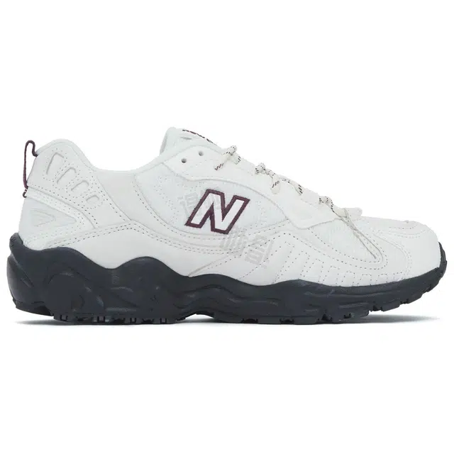 New Balance NB 703