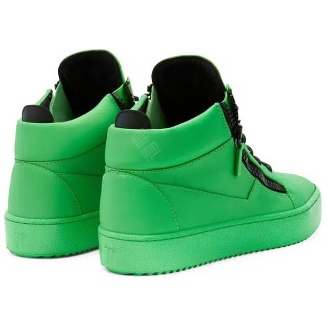 giuseppe zanottiGZ Kriss