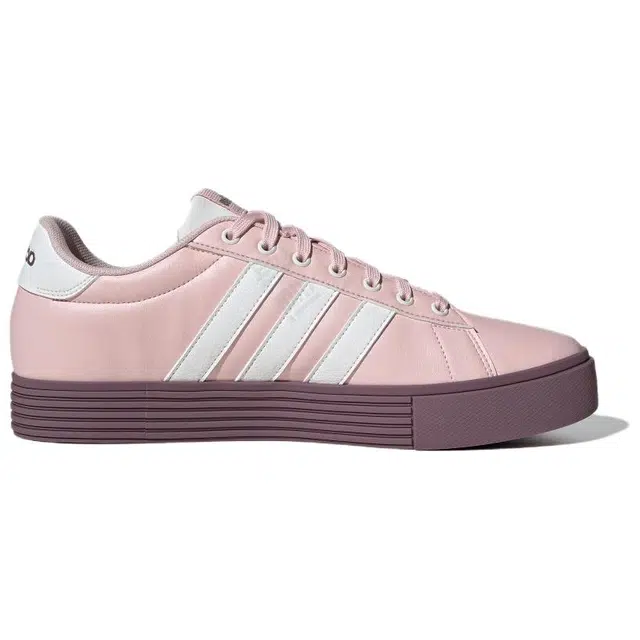 adidas DAILY 4.0