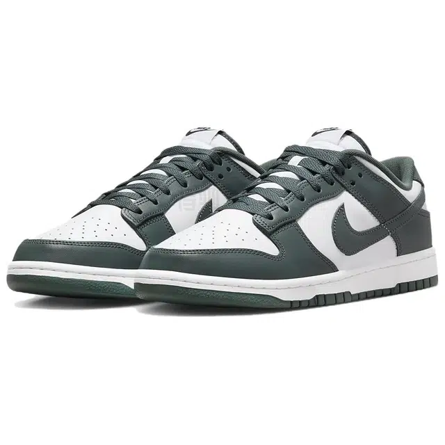 Nike Dunk LOW Vintage Green