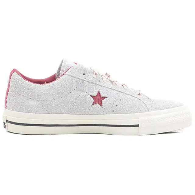 Converse One Star