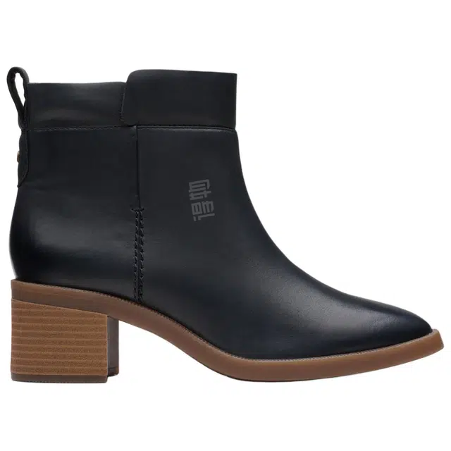 Clarks 5cm