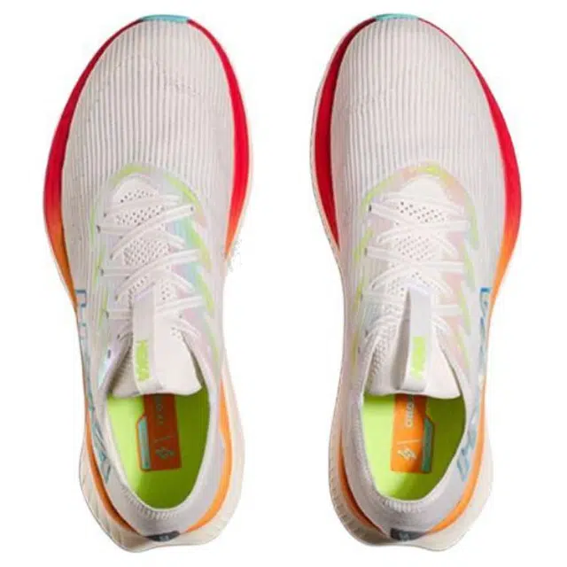 HOKA ONE ONE CIELO X1