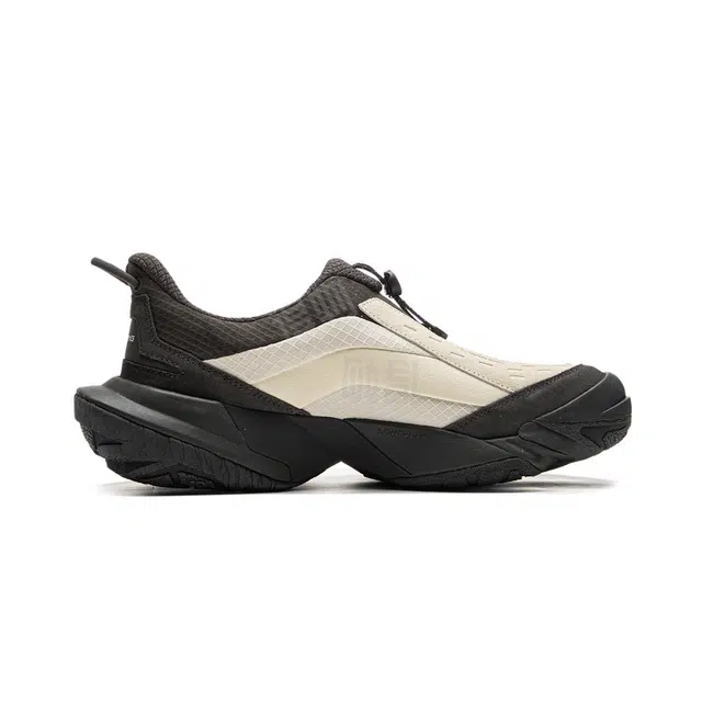LiNing CF Lite