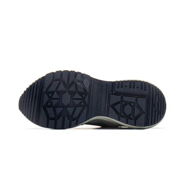 LiNing CF V4