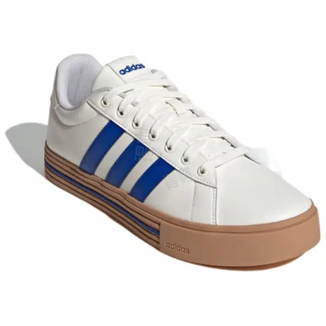 adidas DAILY 4.0